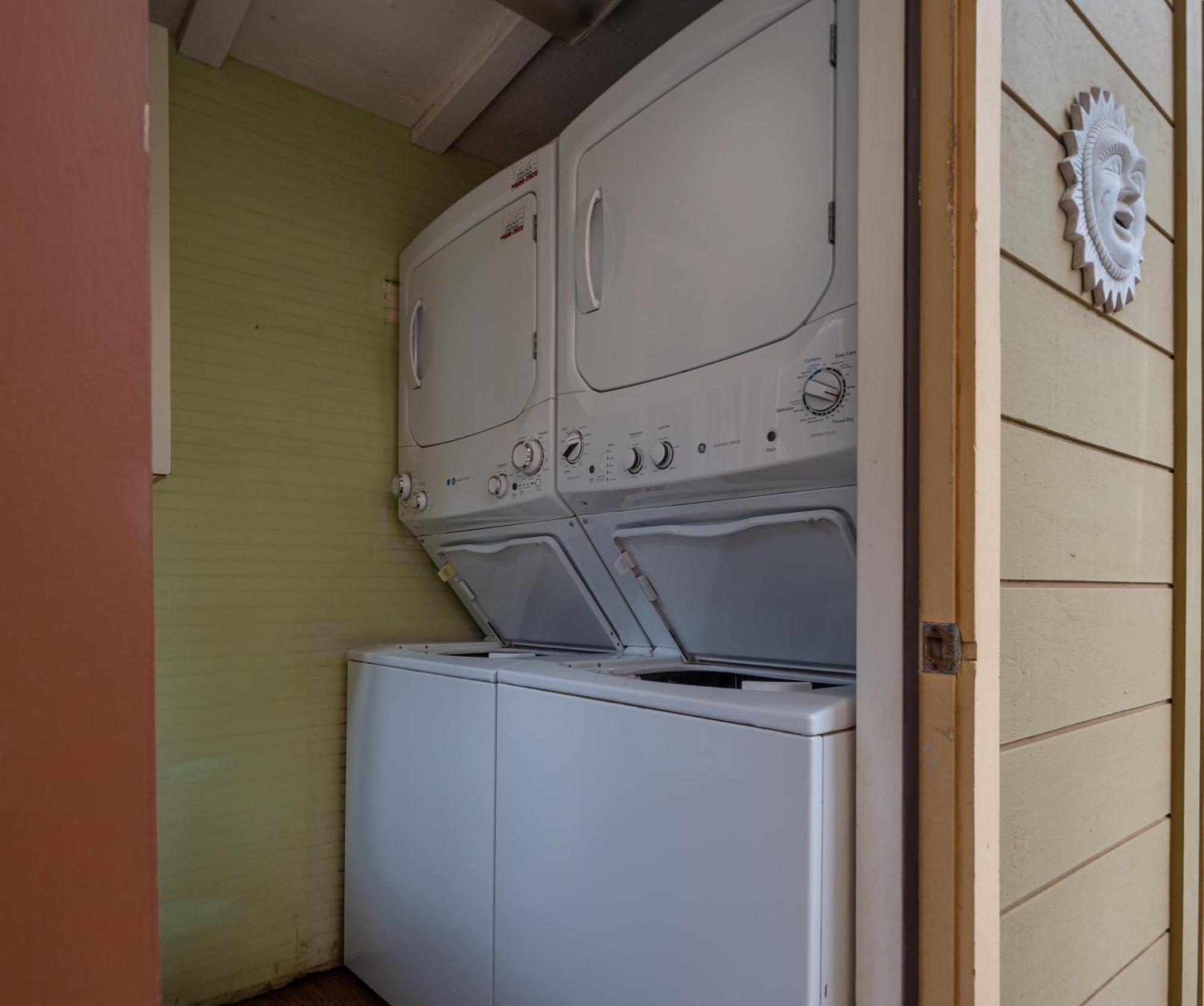 Bamboo Suite, 1 Bedroom, Sleeps 4, Pool & Bbq, Pre-Renovation Summer Sale Kihei Eksteriør bilde
